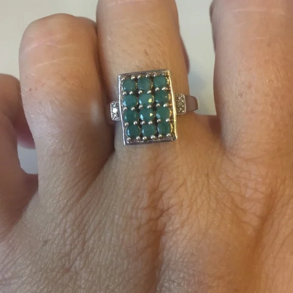 Genuine Emerald/diamond accent Ring, 925 sterling silver with vintage appearance - Picture 2 of 5